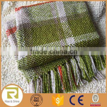 Wholesale 100% Acrylic woven jacquard shinny yellow green plaid fringed throw blanket                        
                                                Quality Choice