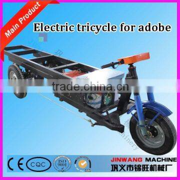 Electric tricycle for kiln with large loading capacity