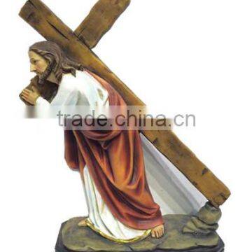 Factory Resin Jesus carrying the cross polyresin figurine