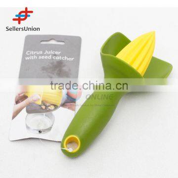 2016 newest design No.1 Yiwu agent commission hot sale Plastic lemon squeezers