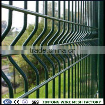 Top Quality ISO 9001 Framework Welded Fence Panels With Folds photo-3
