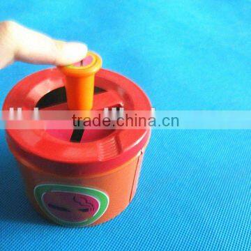 201009 BLACK BUTT BUCKET WITH BUTTON