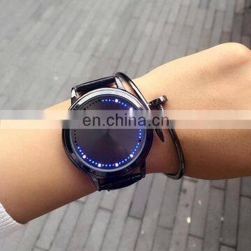 Newest Designs Creative Wrist Watch Girls Watch Couple Watch photo-4