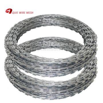 Горячедувковый оцинкованный колючая проволока с острыми выступами в форме бритвы для ограждения-протекции в тюрьмах photo-4