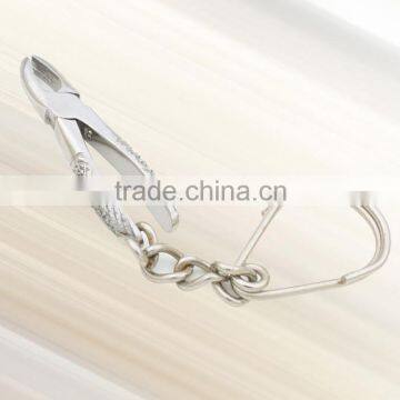 Extracting Forcep Keychain