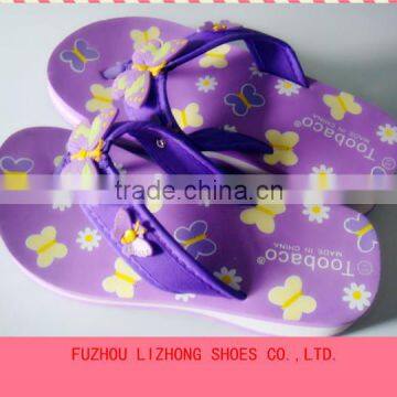 butterfly decorated girls thick heel slipper