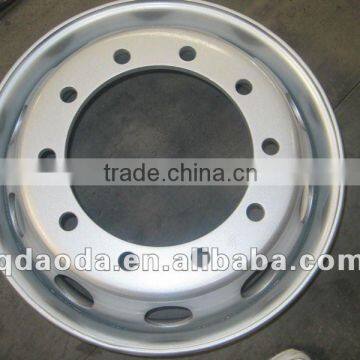 Truck steel wheel