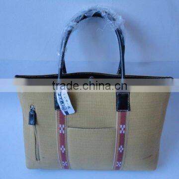 Hand bag generous shopping bag