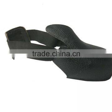 Slip resistant safety overshoes with aluminum toe cap