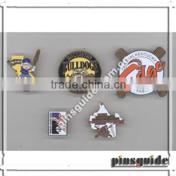 No MOQ OEM Design Safety Metal Football Pin Badges For Souvenir