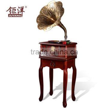Classic Gramophone wooden turntable record player with CD&USB