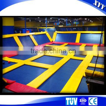 Large Indoor Gymnastic Trampoline with Basketball in Trampoline Park