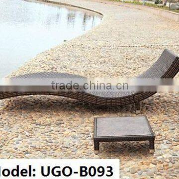 UGO Summer Chaise Lounge Chairs