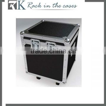 Aluminum Utility Trunk with 4 inch Casters