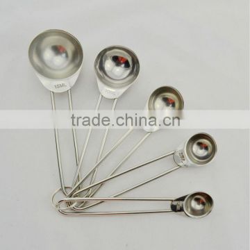 stainless steel measuring spoons