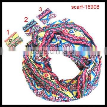 2014 hot sale fashion lady geometry pattern loop scarf