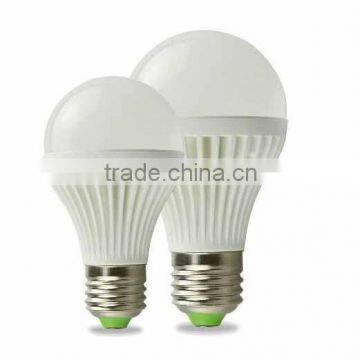 2015 new product 9W E27 LED globe light with plastic and aluminium housing