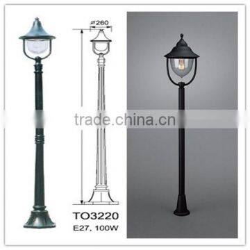 China Supplier 3.6 m Height Antique Cast Iron Lamp Post With Lamp on Top photo-4