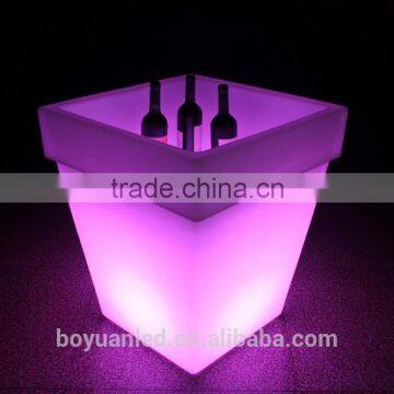 Plastic Material Led Flower Pot With IR Remote Control, Plastic Big Outdoor Led Flower Pots photo-3