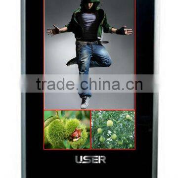 Stand High Brightness LCD Advertising Signage Screen