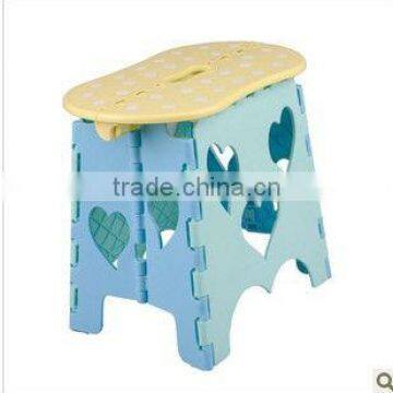 peanut folding stool (medium)