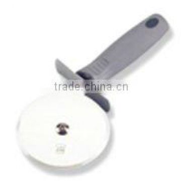 pizza wheel cutter