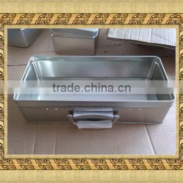 Gift metal handle rectangular tin box