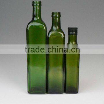 Olive oil bottle with screw cap