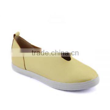 Handmade high quality slip-on easy to wear fashion yellow comfortable soft leather casual shoes for girls