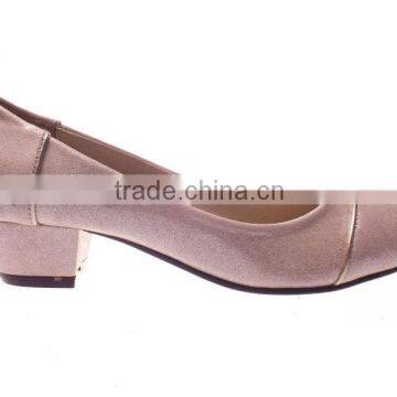 Pictures of fashion women low thick heel shoes