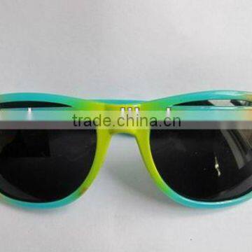 Hot Sell Latest Fashion Plastic Glasses