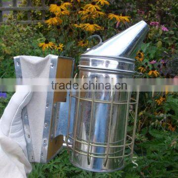 Factory price stainless steel bee smoker with heat shield