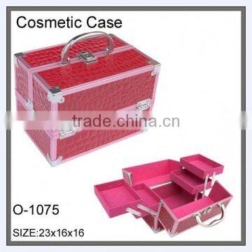 2 layers red rolling cosmetic train case