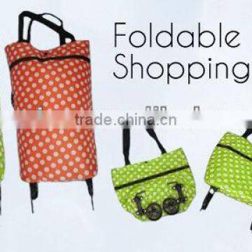 Non-woven plastic folding bag with wheels