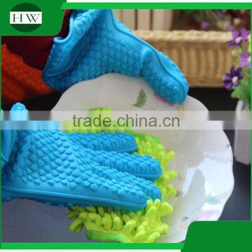 Kitchen Non-stick Cartoon Pig Silicone Bbq Baking Grill Heat Resistant Oven Finger Glove Gloves photo-4