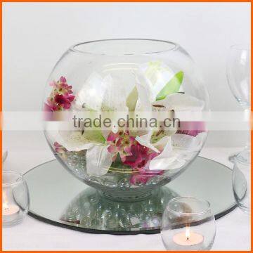 Clear round fish bowl vases