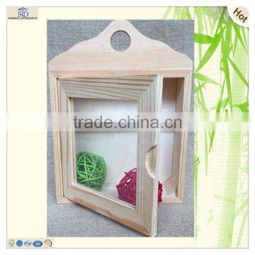 House Shaped Clear Window Wood Key Storage Box
