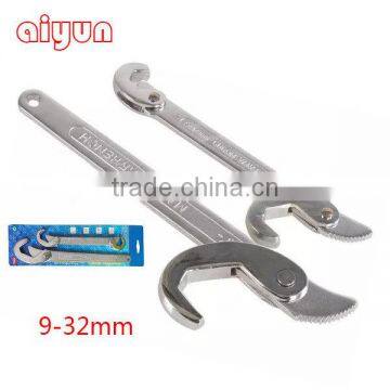 Aluminum handle straight pipe wrench