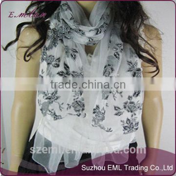 2014 New fashion silver silk scarf