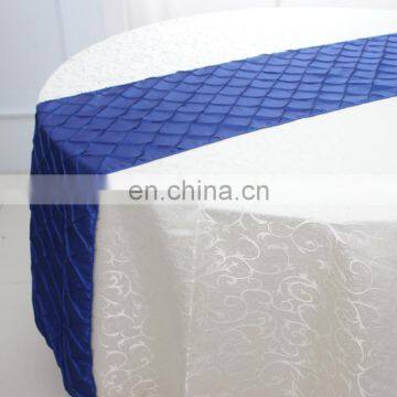 Factory Hot Selling 100%ployester Satin Table Runner for Wedding