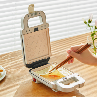 OEM/ODM Sandwich machine breakfast machine /Sandwich maker/ household multi-functional small waffle machine / toaster