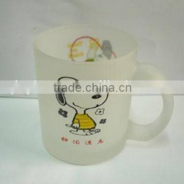 drinking glass cup/ glass milk tea cup/ glass mug with snoopy pattern