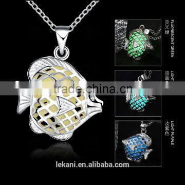 Wholesale Luminous fish shaped pendants necklace,glow necklace jewelry