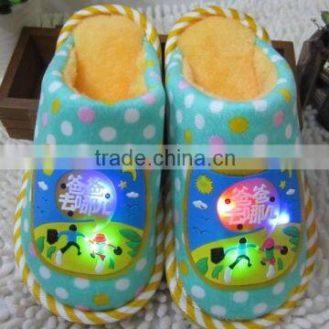 2015 New Warm Soft Cotton Simulation Led Shoes photo-4
