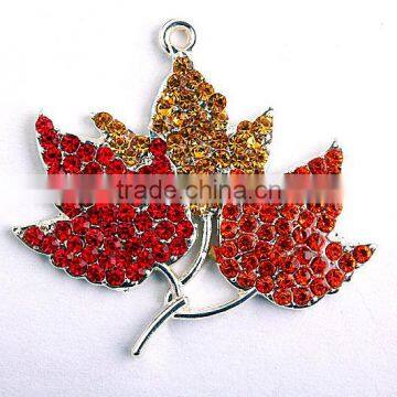 2016 New Design Cheap Silver Alloy Fashion Mapel Leaf Rhinestone cartoon Necklace pendants for kids jewelry making!!