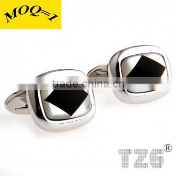 TZG01636 Shell Cufflink