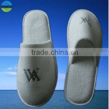 high quality aiti slip sole disponsable hotel slipper