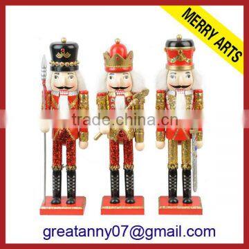 Alibaba china wholesale custom making wooden nutcrackers doll gift