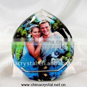 Heart Shaped Plaque Crystal Photo Frame with Base for Wedding Favor                        
                                                Quality Choice