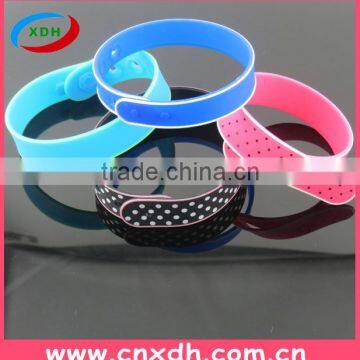 2014 Cheapest Price Top Quality Logo Printed Silicone Bracelet